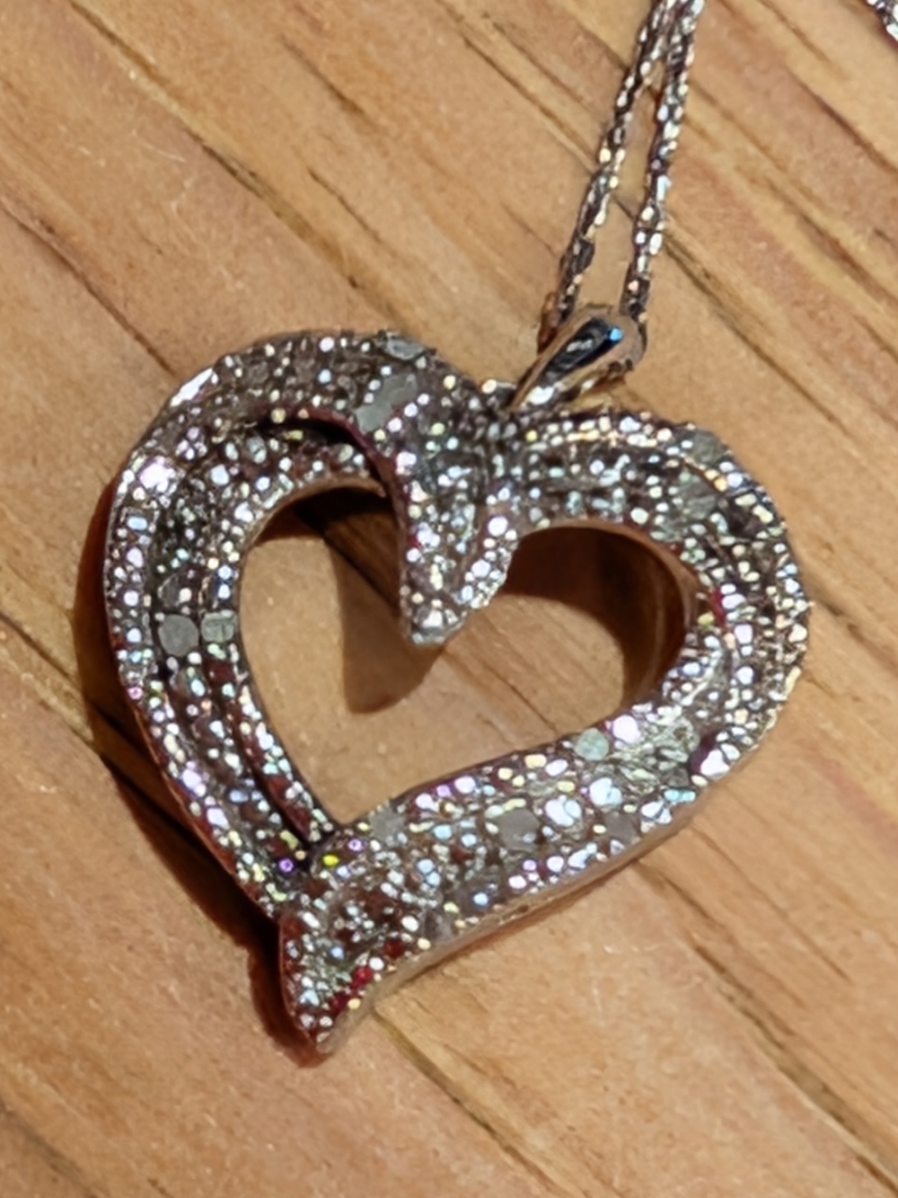 Sparkling Diamond Heart Pendant Necklace Sterling 925 Silver
